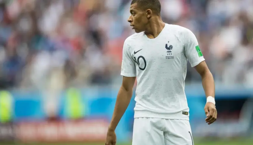 Ile biega Mbappe? Zaskakujące prędkości i rekordy na boisku